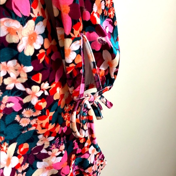 BCBGeneration Dress - Picture 5 of 10